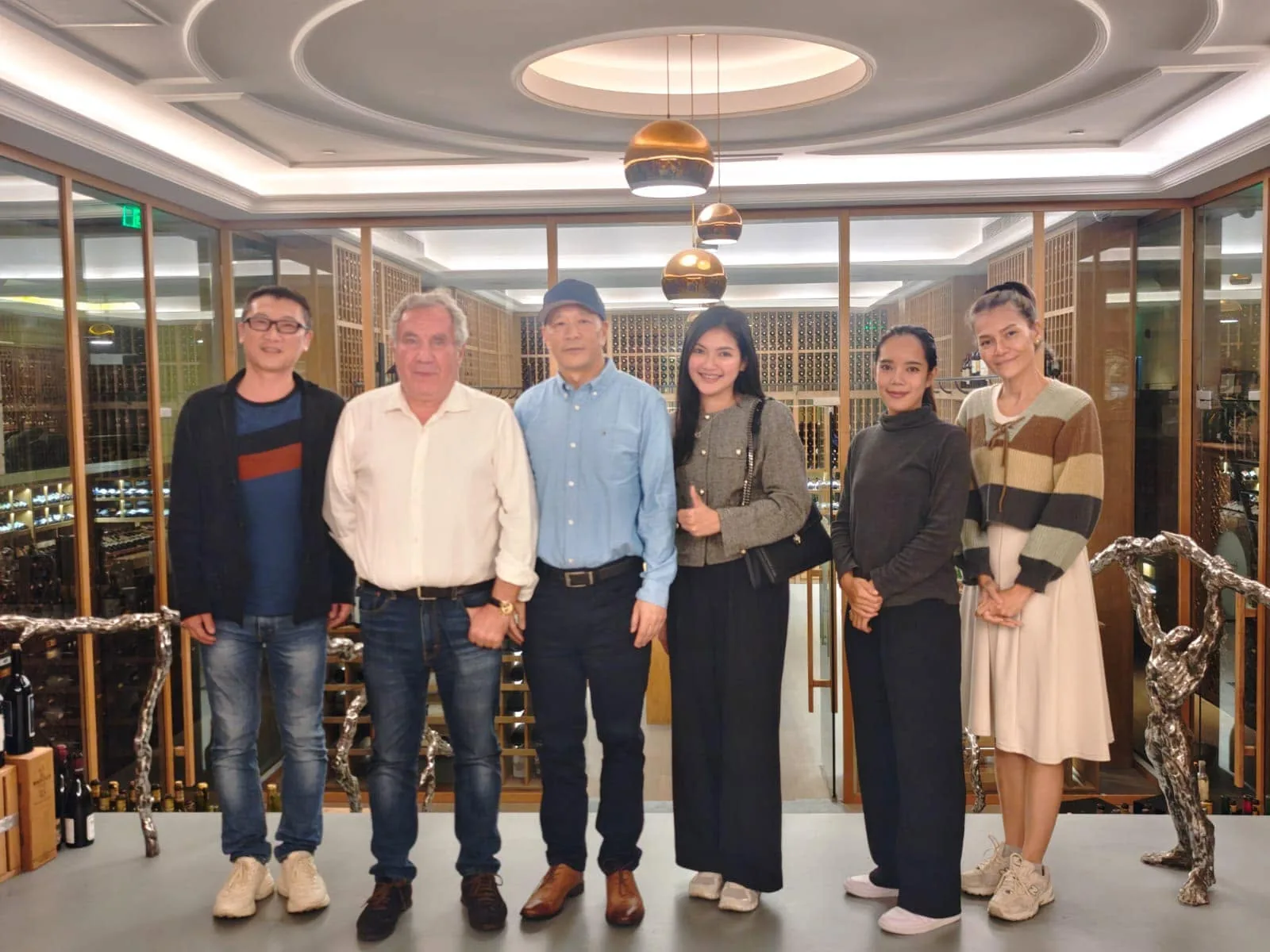 LuxurEat（露意膳） 与中国及国际合作伙伴合影